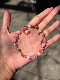 (Category: ) located in . Submitted by goldandcharmsbygm (Listing ID 1459446745, Image 1). Description: .