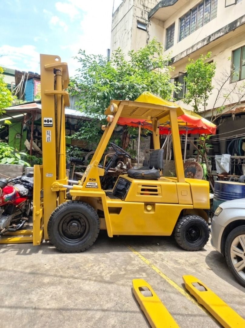 2000 Komatsu Forklift model-f-25-7 (Category: Heavy Vehicles) located in Quezon City. Submitted by kontaktpoint (Listing ID 1459336650, Image 1). Description: KOMATSU FORKLIFT FOR SALE MODEL-F-25-7 ○ 2.5 TONS, ○ ORIGINAL ENGINE: ISUZU C190 ○ MAST HEIGHT - 3 METERS ○ YEAR MODEL: 2000 Selling Price: 520,000.00 or Best Offer Contact Ms. Emily @ 87438221 to 23 Loc.106 &108 Mobile No.: 0977-2591198.