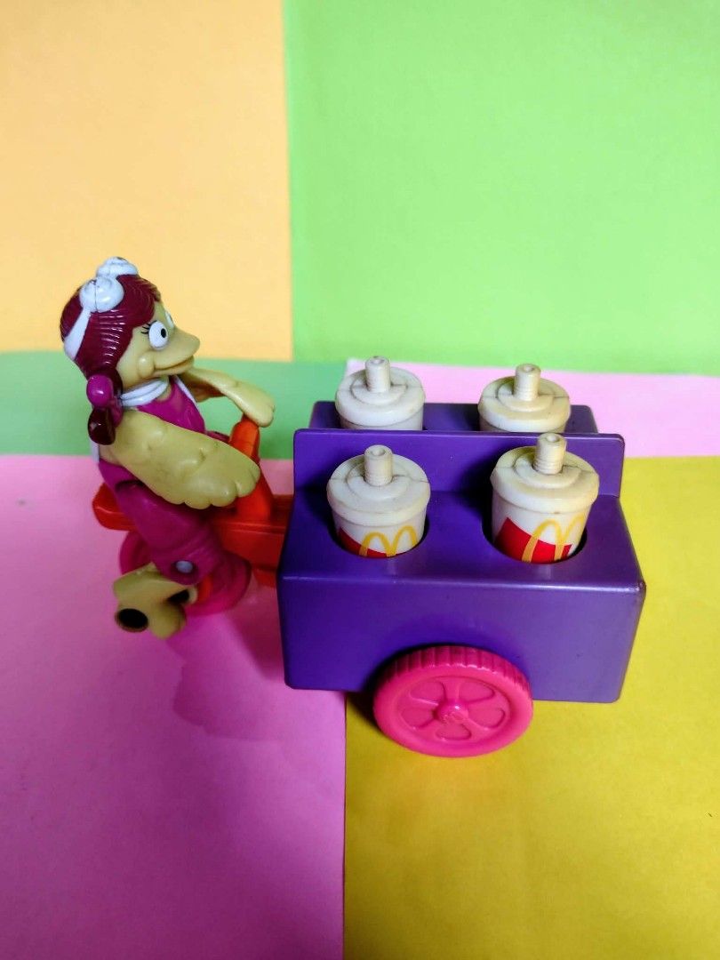 2001 Happy Meal Toy Birdie (Category: Character Goods) located in Manila. Submitted by darkbloodmoon (Listing ID 1459323079, Image 3). Description: 2001 McDonald’s Happy Meal toy featuring Birdie the Early Bird pushing a soft drink trolley..