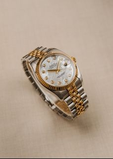 (Category: ) located in . Submitted by windsorfinery (Listing ID 1459404538, Image 1). Description: .