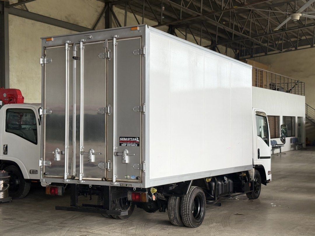 2025 Isuzu Elf NLR85 Closevan 14.5ft (Category: Heavy Vehicles) located in Bulacan. Submitted by arvin_custodio (Listing ID 1459299938, Image 3). Description: Isuzu Elf Closevan 14.5ft 4JJ1 engine 2025 model Complete papers Ready to pullout Cash/financing Call: 0919-096-9833.
