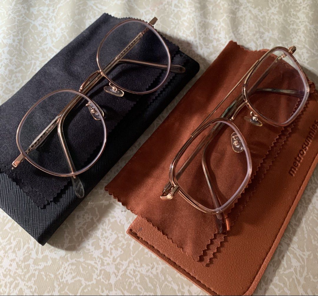 2 Prescription Glasses (Category: Sunglasses & Eyewear) located in Muntinlupa City. Submitted by cathrift (Listing ID 1459312387, Image 2). Description: 2 for ₱800 only Eye grade: -1.75 both eyes Color: Rose Gold inclusions: Case & dust cloth Lifetime cleaning & change of nose pad if needed at any Star finder stores. RFS: May bago na po gamit .