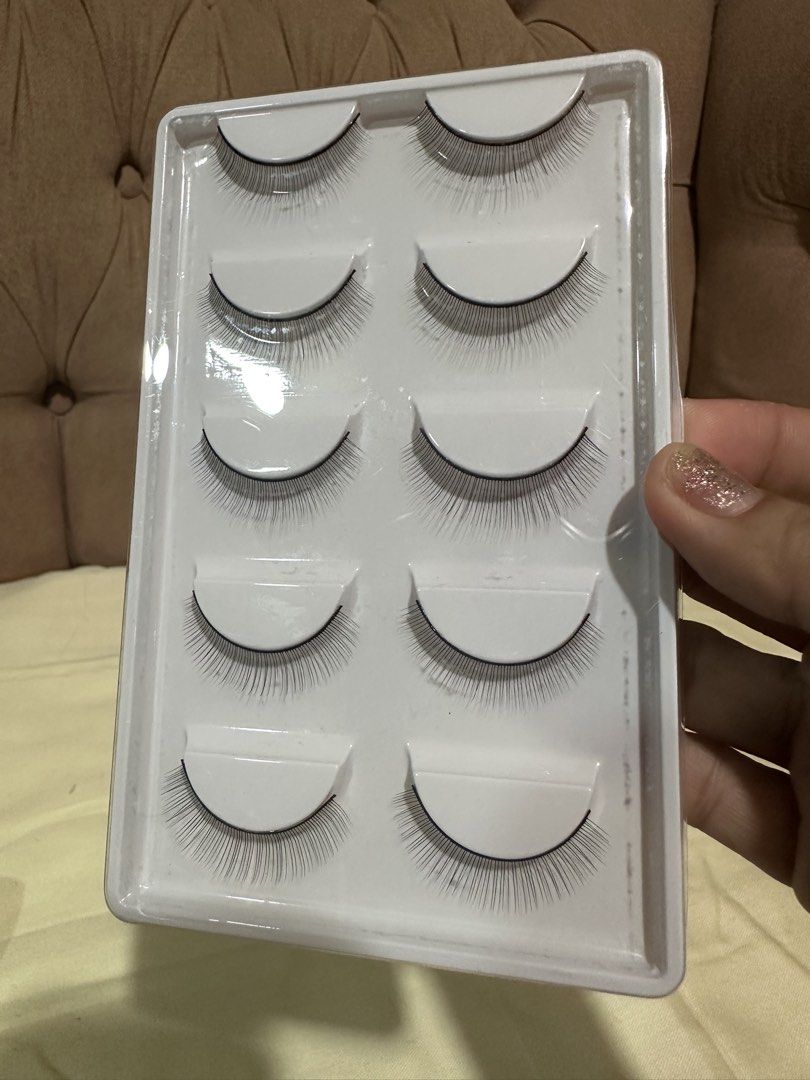 8mm Natural Look False Eyelashes Japan (Category: Makeup) located in Davao. Submitted by favoritepreloved (Listing ID 1459390976, Image 1). Description: 💜 2 sets available.