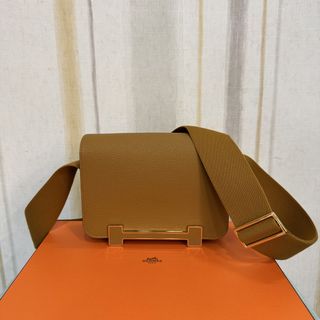 （分類：）位於 。 由 lollipopluxurylimited 提交（商品編號 1459382150，圖片 1）。簡介： 。