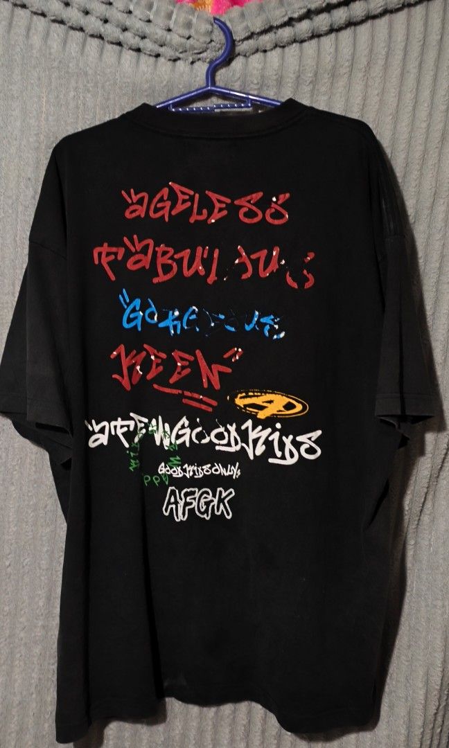 A FEW GOOD KIDS (Category: Activewear) located in Taytay. Submitted by thritfings (Listing ID 1459419219, Image 2). Description: medjo fade ung neck.