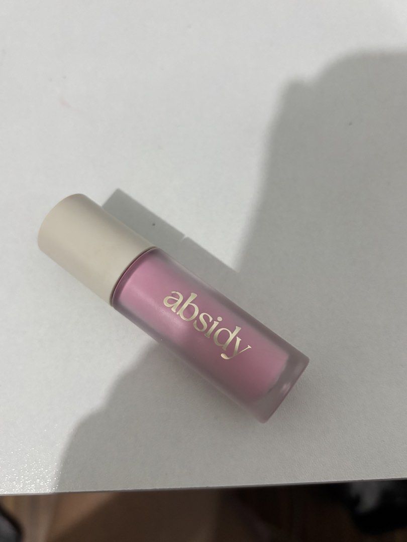 Absidy blush (lover) (Category: Makeup) located in Bacoor. Submitted by natrix (Listing ID 1459416586, Image 1). Description: .