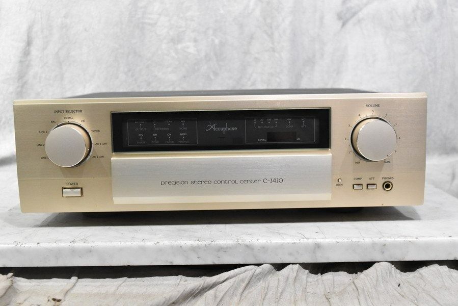 Accuphase C-2420 Preamplifier (Category: Soundbars, Speakers & Amplifiers) located in Caloocan City. Submitted by letao_shopping_ph (Listing ID 1459342152, Image 2). Description: ◇Good Condition◇ While there are minor scratches and slight signs of use and age, the overall impression is good. ◆Appearance◆ There are some minor scratches and dirt, but the appearance is generally good. ◆Operation◆ Power-on, sound output, and basic functions have been