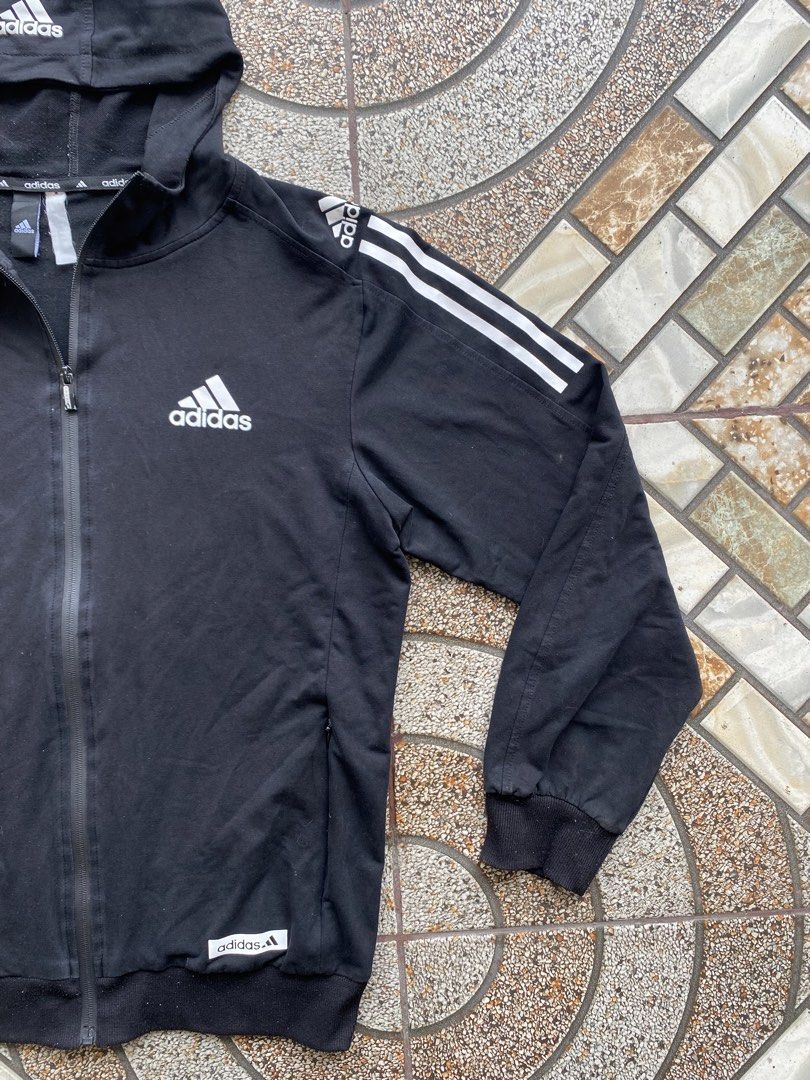 ADIDAS (Category: Hoodies) located in Manila. Submitted by mansthrift (Listing ID 1459392434, Image 3). Description: Color Rate - 8/10 Condition - 9/10 Dimes: Large L -27 W - 22 • manage your expectation • color may due to lightning DM IF YOURE INTERESTED.