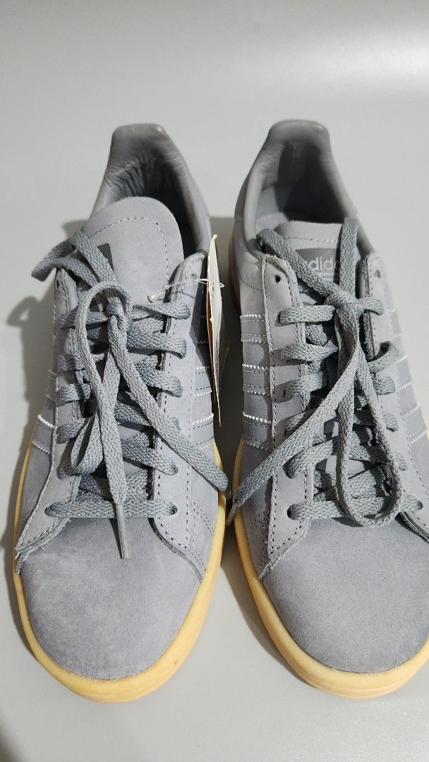 ADIDAS CAMPUS WOMENS | 23.5 cm (Category: Sneakers) located in Baguio. Submitted by ysaaabiz (Listing ID 1459427791, Image 2). Description: AUTHENTIC ADIDAS ORIGINALS CAMPUS W —size: EU 38 / US W 6.5 / UK 5 / 23.5 cm CONDITION: • Unworn / unused • Original tag attached • No box • Due to age/storage, the translucent outsole has developed a noticeable yellow/golden discoloration • Minor marks/imperfections on the outsole, as shown in the close-up p