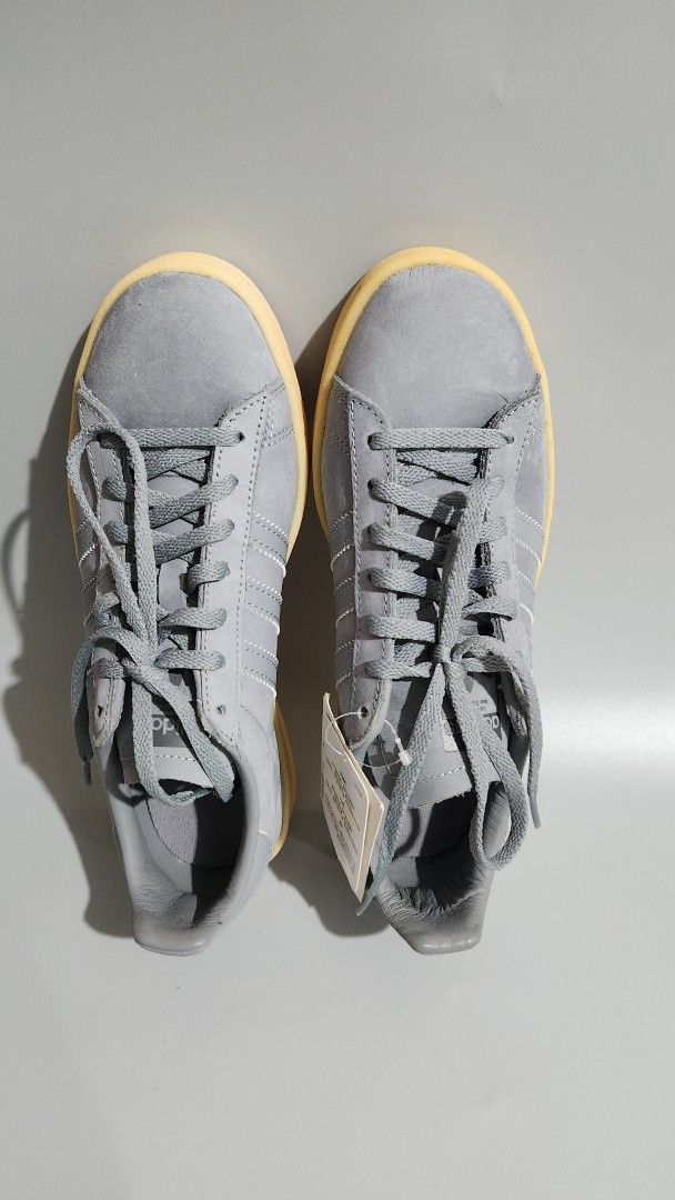 ADIDAS CAMPUS WOMENS | 23.5 cm (Category: Sneakers) located in Baguio. Submitted by ysaaabiz (Listing ID 1459427791, Image 1). Description: AUTHENTIC ADIDAS ORIGINALS CAMPUS W —size: EU 38 / US W 6.5 / UK 5 / 23.5 cm CONDITION: • Unworn / unused • Original tag attached • No box • Due to age/storage, the translucent outsole has developed a noticeable yellow/golden discoloration • Minor marks/imperfections on the outsole, as shown in the close-up p