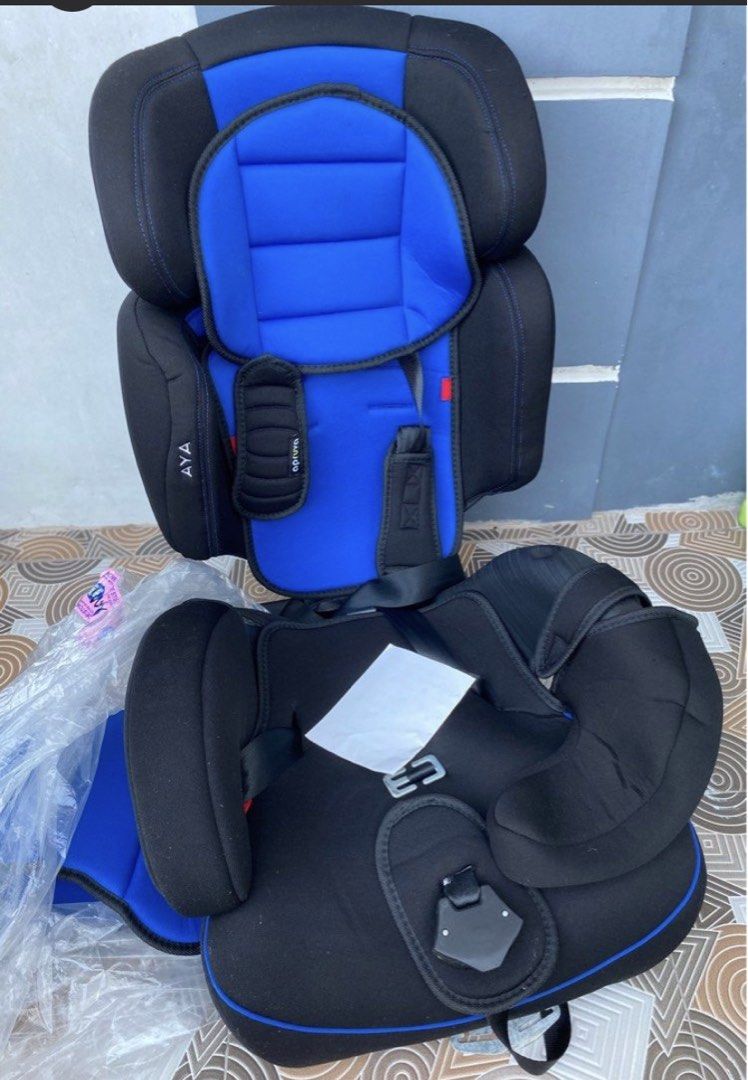 Apruva car seat (Category: Car Seats) located in Caloocan City. Submitted by declutterlov (Listing ID 1459361770, Image 3). Description: Bought at SM for 4,500+ Used once then stored Rfs: Di type ni toddler .