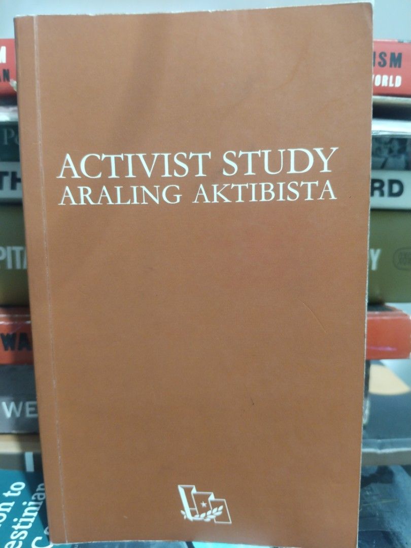 Araling Aktibista (Activist Study) (Category: Textbooks) located in Cebu City. Submitted by jake_camasura (Listing ID 1459450643, Image 1). Description: - Activist Study Araling Aktibista - Published by Foreign Languages Press - Topics: Revolutionary attitude, mass line, democratic centralism - Ideal for activism and political studies enthusiasts - Contains some highlighting and notes.
