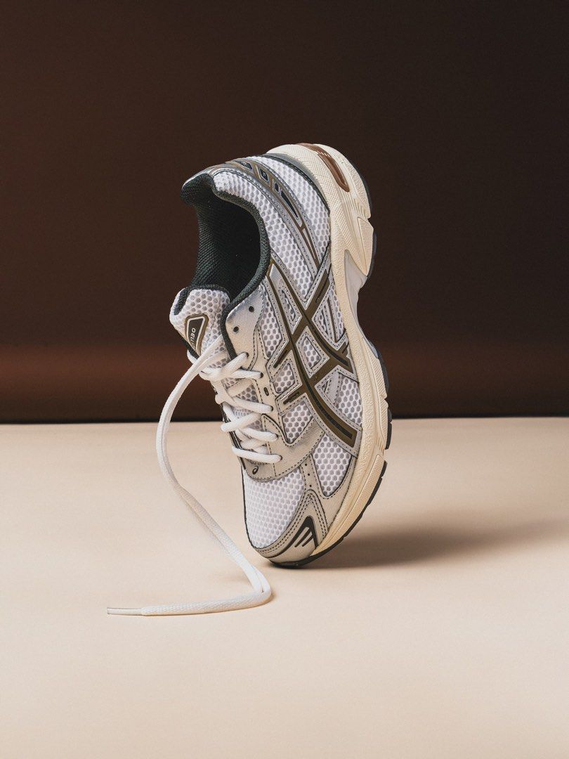 Asics Gel-1130 'White / Clay Canyon'. (Category: Sneakers) located in Malolos. Submitted by ginooutletph (Listing ID 1459388979, Image 2). Description: Asics Gel-1130 'White / Clay Canyon'. US MENS 4 - 13 US WOMENS 5.5 - 13.5 Php 7,990 Pre-order Full payment required, 2 weeks ETA. Facebook, Instagram and Tiktok Gino Outlet PH Payment Method E-Wallet and Bank Transfer Local shipping will be shouldered by the buyer. Lalamove (Metro Manila) LBC (Pro