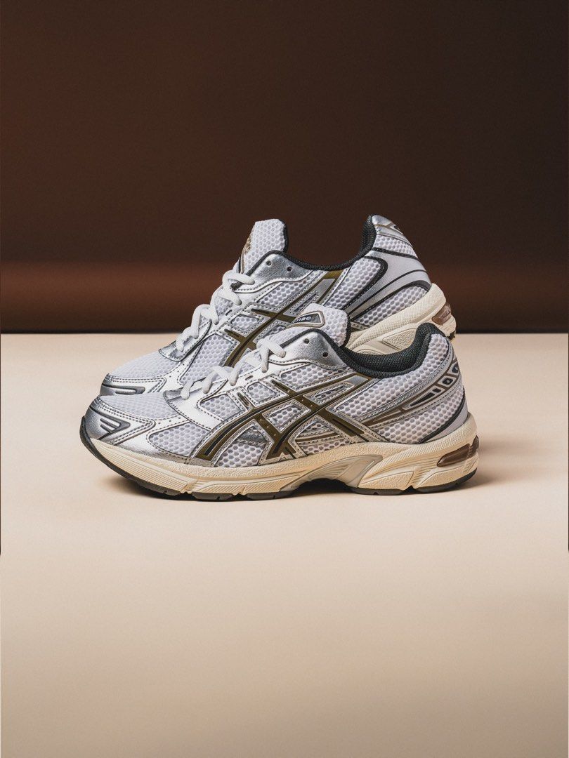 Asics Gel-1130 'White / Clay Canyon'. (Category: Sneakers) located in Malolos. Submitted by ginooutletph (Listing ID 1459388979, Image 1). Description: Asics Gel-1130 'White / Clay Canyon'. US MENS 4 - 13 US WOMENS 5.5 - 13.5 Php 7,990 Pre-order Full payment required, 2 weeks ETA. Facebook, Instagram and Tiktok Gino Outlet PH Payment Method E-Wallet and Bank Transfer Local shipping will be shouldered by the buyer. Lalamove (Metro Manila) LBC (Pro