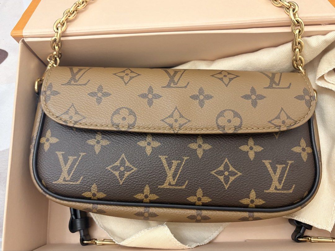 Authentic Louis Vuitton Ivy WOC 2025 (Category: Luxury Bags & Wallets) located in Quezon City. Submitted by jamm0 (Listing ID 1459330572, Image 1). Description: .