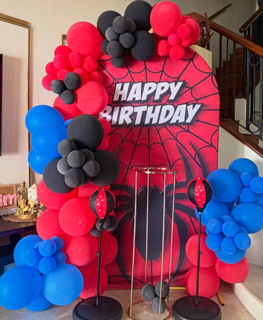 backdrop (Category: Occasions & Party Supplies) located in Singapore. Submitted by cocomarjor33910 (Listing ID 1459320516, Image 3). Description: Bringing the superhero theme to life! we do customised decoration and set up!.