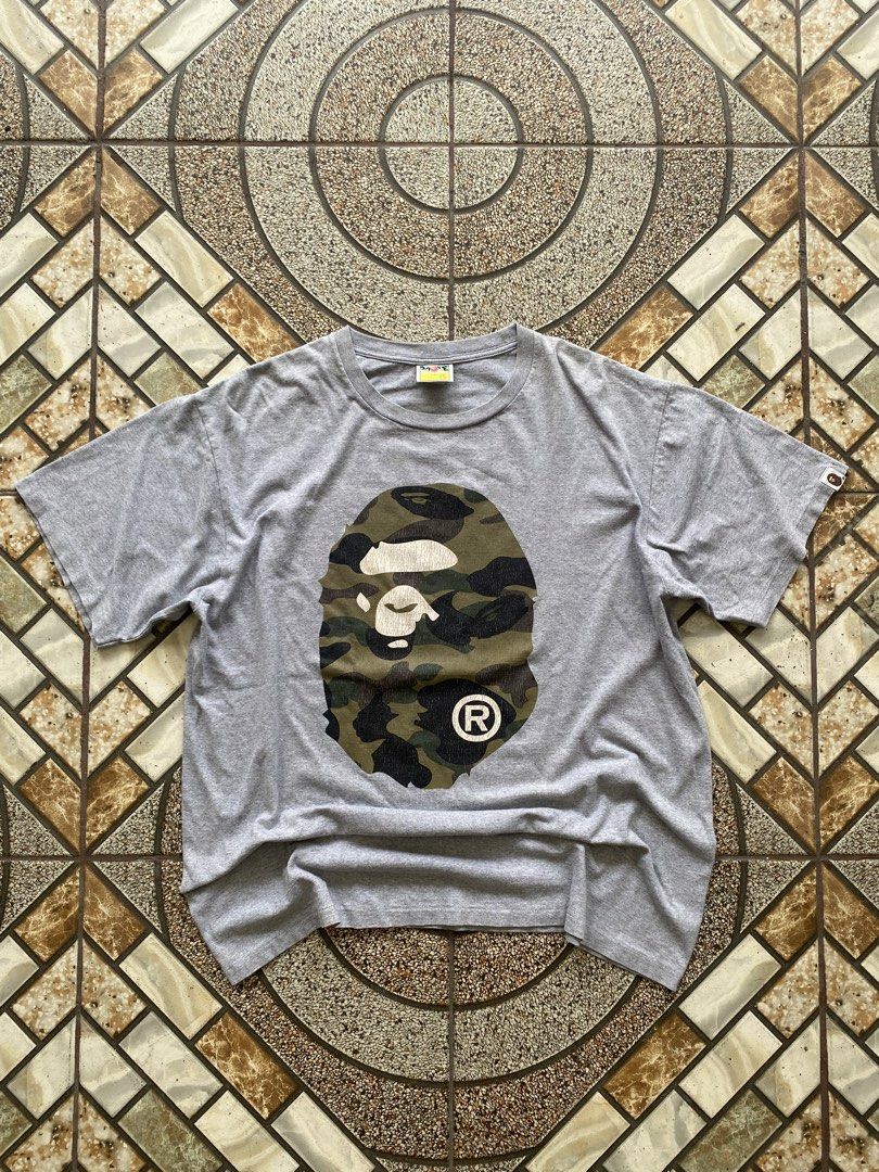 BATHING APE (Category: Tshirts & Polo Shirts ) located in Manila. Submitted by mansthrift (Listing ID 1459391201, Image 1). Description: Color Rate - 8/10 Condition - 7/10 Cracked Prints Dimes: Large - XL L - 30 W - 24.5 • manage your expectation • color may due to lightning DM IF YOURE INTERESTED! .