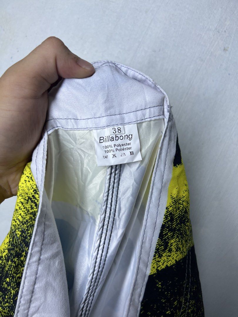 Billabong (Category: Shorts) located in Tacurong. Submitted by jayve_ukaysell (Listing ID 1459458757, Image 3). Description: BILLABONG ✨𝗖𝗢𝗟𝗢𝗥 𝗥𝗔𝗧𝗘:9.5 / 10 ✨𝗖𝗢𝗡𝗗𝗜𝗧𝗜𝗢𝗡:GOOD CONDITION ✨𝗜𝗦𝗦𝗨𝗘:NO 𝗠𝗜𝗡𝗘:550+Sf.