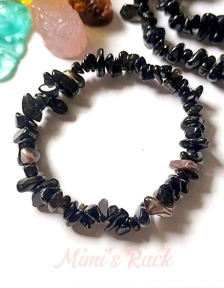 Black Obsidian Chips Chipstone Bracelet (Category: Bracelets) located in Taguig. Submitted by mimisrack (Listing ID 1459372492, Image 1). Description: 🖤A bold natural stone bracelet filled with grounding and protective energy -Black obsidian is believed to help absorb negative energy, promote emotional strength, provide protection, and encourage inner stability -A powerful bracelet that blends raw natural beauty with strong grounding energy 🧿 c