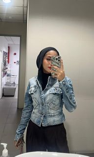 (Category: ) located in . Submitted by aieshahhusaini (Listing ID 1459415719, Image 1). Description: .