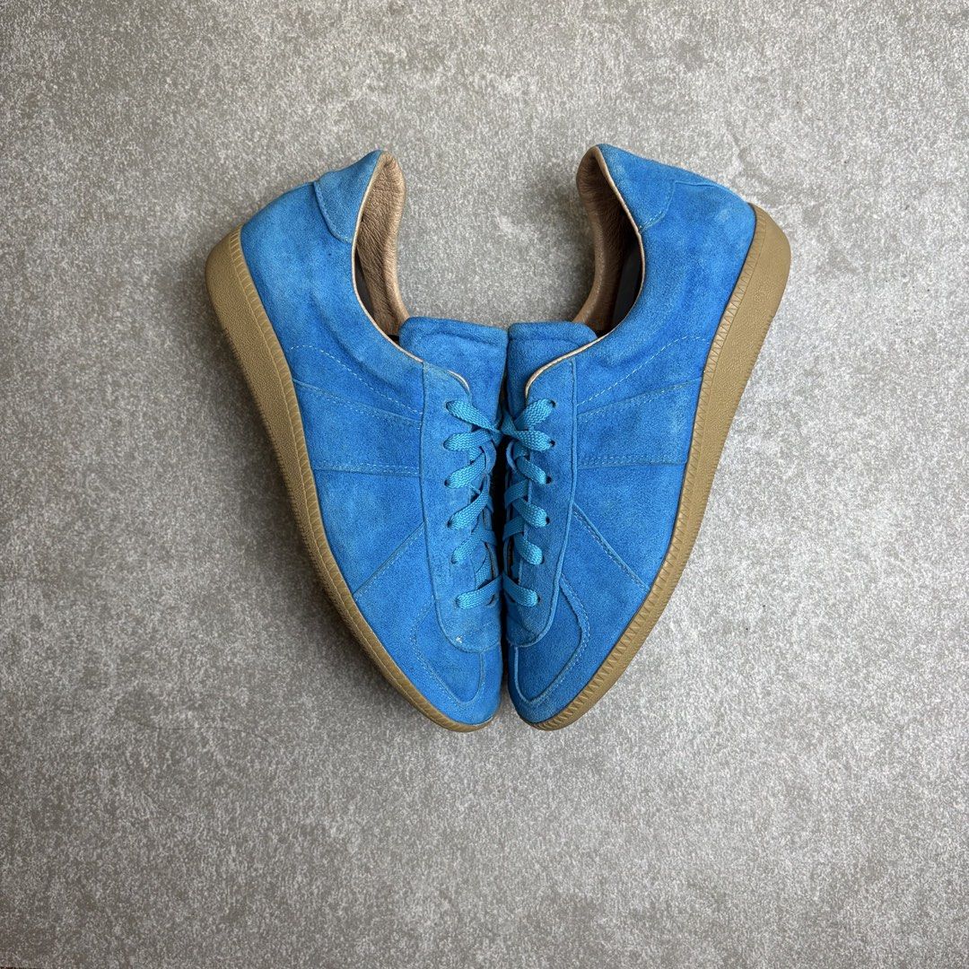 Blue Suede Sneakers (Category: Sneakers) located in Cagayan de Oro. Submitted by taramattsa45690 (Listing ID 1459487448, Image 3). Description: - Classic blue suede low-top sneakers - Durable gum sole - Matching blue laces - Comfortable tan leather lining - Size: 240E - Ideal for everyday casual wear.