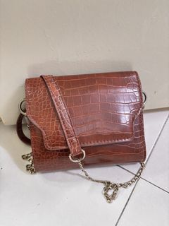 (Category: ) located in . Submitted by nurhidayatiiii (Listing ID 1459295174, Image 1). Description: .