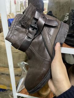 (Category: ) located in . Submitted by potatothriftlip (Listing ID 1459386128, Image 1). Description: .