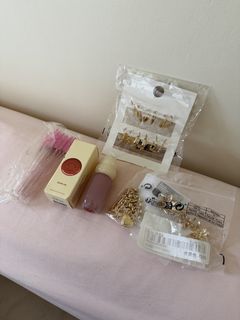 (Category: ) located in . Submitted by shopnrepeat_ (Listing ID 1459348082, Image 1). Description: .
