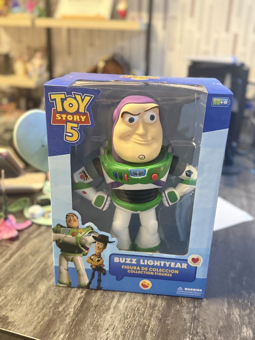 Buzz LightYear Big Action Figure ( Pose able) (Category: Figurines & Statues) located in Mandaluyong City. Submitted by anglvlsn (Listing ID 1459294255, Image 1). Description: -brandnew -perfect for collectors - big action figure Last 1 piece onhand !! .