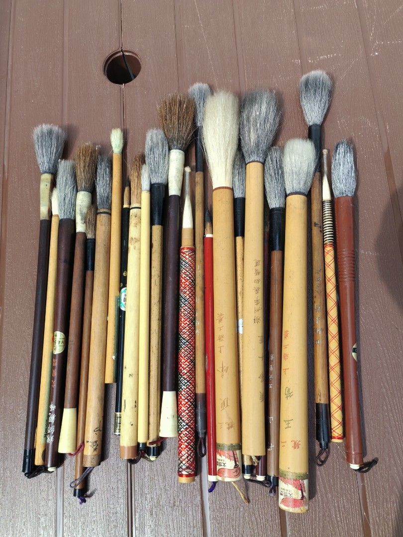 Calligraphy Brushes Take All (Category: Craft Supplies & Tools) located in Cebu City. Submitted by dudes_villanueva (Listing ID 1459326762, Image 2). Description: Calligraphy Brushes Take All 25 pieces total.