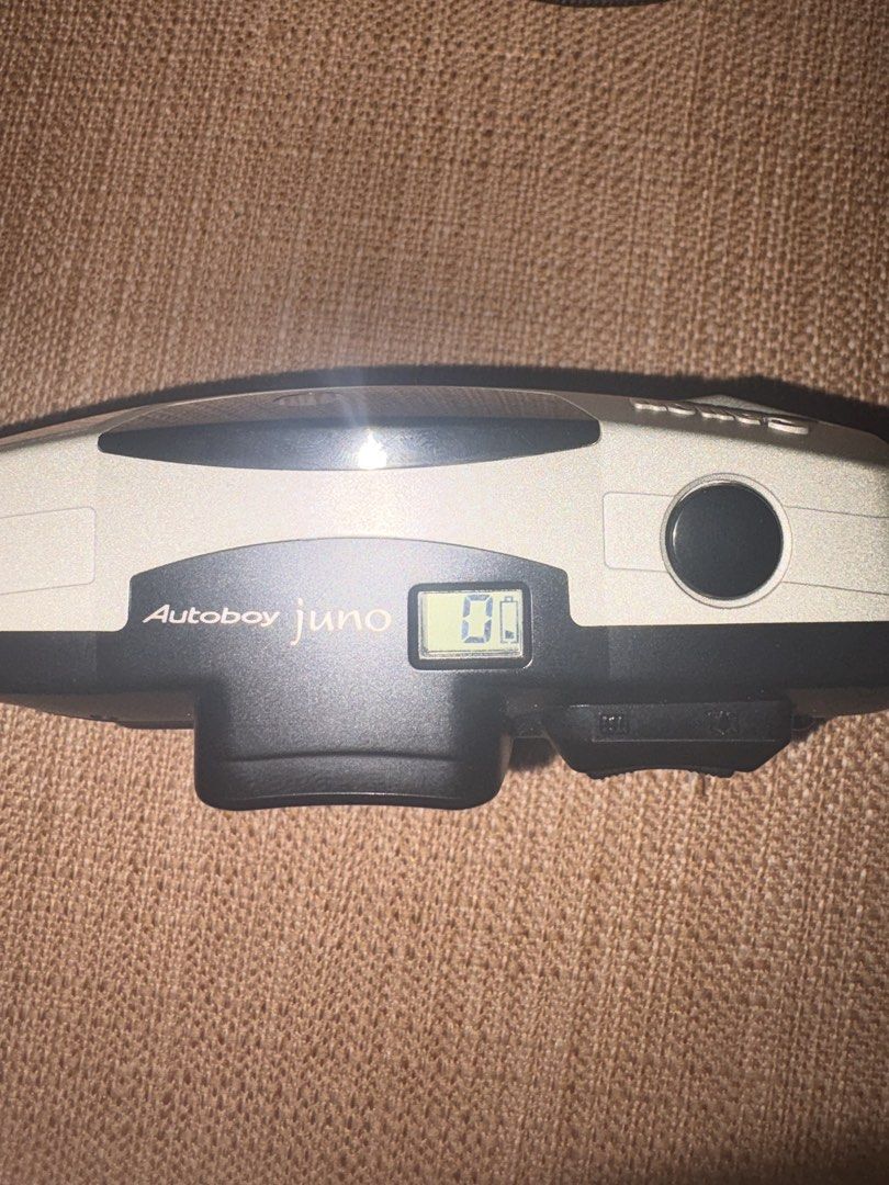 Canon Autoboy Juno (Category: Cameras) located in General Trias. Submitted by vinchi07 (Listing ID 1459459019, Image 3). Description: - Canon Autoboy Juno 35mm Point-and-Shoot Camera - Versatile 38-60mm Zoom Lens - Built-in Panorama Function Selling for ₱4500.