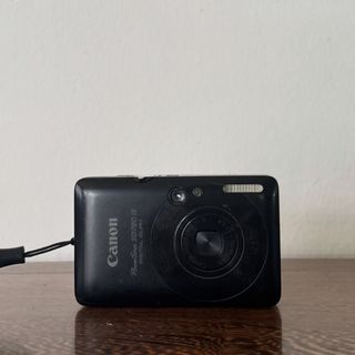 (Category: ) located in . Submitted by 23.cameras_ (Listing ID 1459324425, Image 1). Description: .