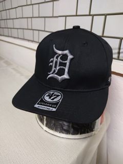 (Category: ) located in . Submitted by ek_thriftstore90 (Listing ID 1459381835, Image 1). Description: .