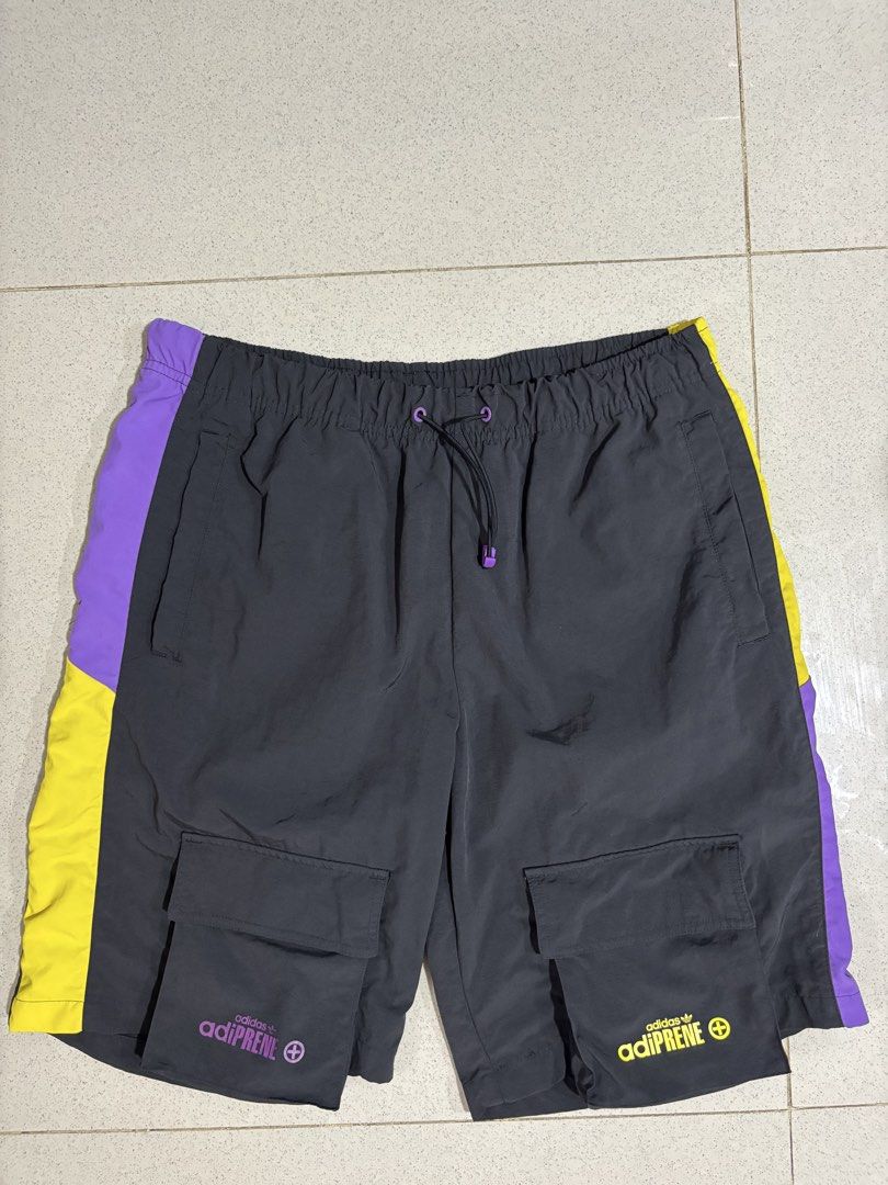 ADIDAS Cargo shorts (Category: Shorts) located in Cagayan de Oro. Submitted by thriftcgyph (Listing ID 1459330850, Image 1). Description: ADIDAS ₱300 NO ISSUE COLOE RATE: 9/10 NO SIZE ON TAG L: 32 W: 20.