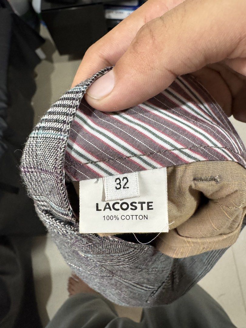 LACOSTE Shorts (Category: Shorts) located in Cagayan de Oro. Submitted by thriftcgyph (Listing ID 1459408702, Image 3). Description: LACOSTE ₱450 NO ISSUE COLOE RATE: 8/10 NO SIZE ON TAG L: 22 W: 32.