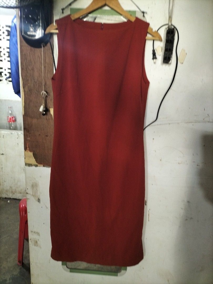 Celine Dress (Category: Dresses) located in Butuan. Submitted by jdsthrift_22 (Listing ID 1459301871, Image 1). Description: Vintage Celine Dress Very Good Condition Size small to medium Color rate 9/10 Issue minimal fade sa sleeves see photos.