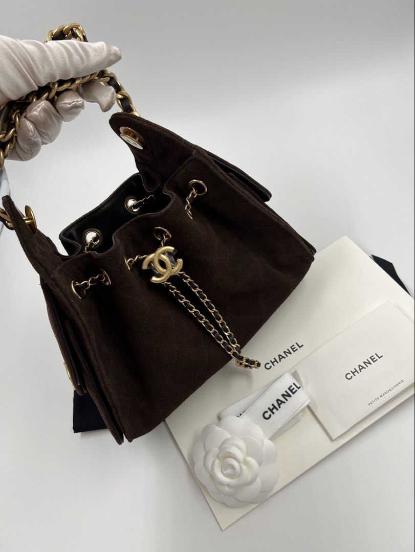 ⚜️Chanel 25 mini brown suede (Category: Luxury Bags & Wallets) located in Makati City. Submitted by 90sangel (Listing ID 1459335439, Image 2). Description: 🧚🏻‍♀️✨ CHANEL 25 MINI IN SUEDE BROWN 🤎 She’s RARE, she’s dreamy, and that suede brown? SOOO GOOD. 😭🤎 Like a little luxury treasure straight out of a fairy tale. ✨🧚🏻‍♀️ Tiny but with major Chanel energy — soft, chic, and effortlessly magical. 👜✨ Rare find. Dreamy color. Fairy-tale Chane