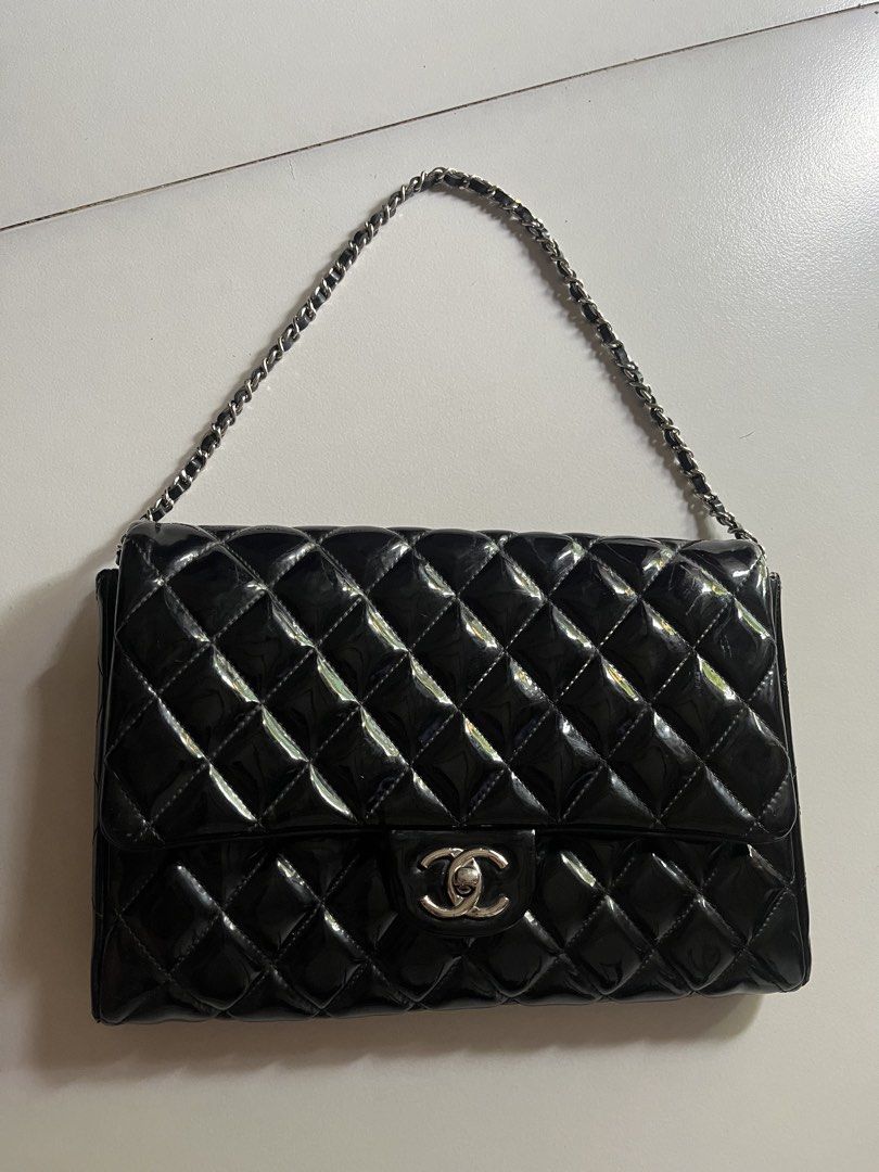 Chanel Patent Leather (Category: Luxury Bags & Wallets) located in Bulacan. Submitted by luxesell_00 (Listing ID 1459371025, Image 3). Description: .