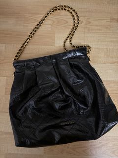 (Category: ) located in . Submitted by closet_addictions (Listing ID 1459434417, Image 1). Description: .