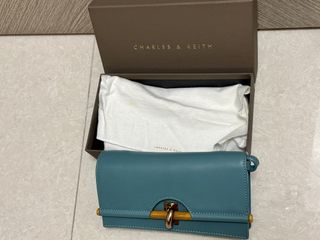 （分類：）位於 。 由 reneeeleeee 提交（商品編號 1459442050，圖片 1）。簡介： 。
