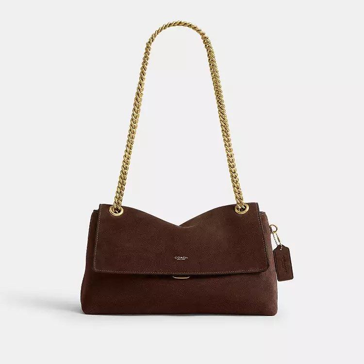 Chelsea 30 with Chain Strap (Category: Shoulder Bags) located in Manila. Submitted by the.real.love.elle (Listing ID 1459399817, Image 3). Description: Pre order 2-6 weeks Guaranteed authentic.