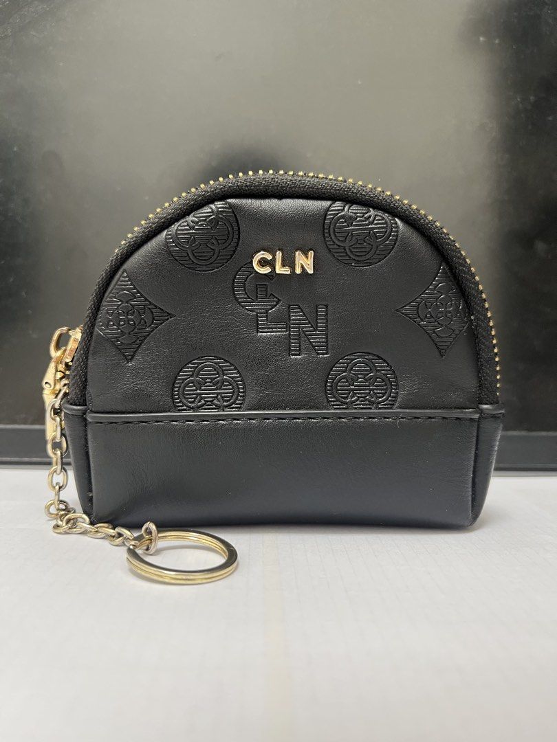 CLN Black Monogram Coin Pouch with Keychain (Category: Purses & Pouches) located in Roxas City. Submitted by notkasy (Listing ID 1459370255, Image 1). Description: PRELOVED COIN PURSE Good condition and still nice to use. Gently used, with some minor signs of use but nothing major. Still perfect for everyday use. Selling because I need funds. 📍 Location: Roxas City, Capiz 📦 Shipping available — buyer will shoulder the shipping fee 💰 Price: ₱19