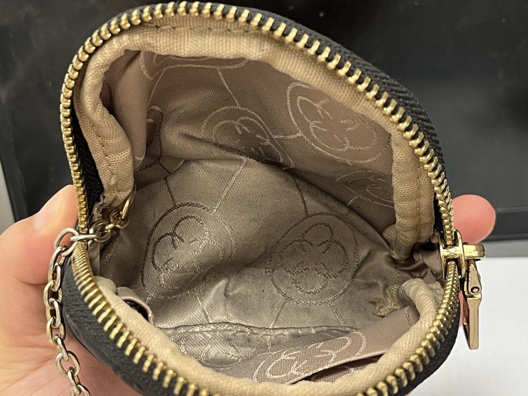 CLN Black Monogram Coin Pouch with Keychain (Category: Purses & Pouches) located in Roxas City. Submitted by notkasy (Listing ID 1459370255, Image 3). Description: PRELOVED COIN PURSE Good condition and still nice to use. Gently used, with some minor signs of use but nothing major. Still perfect for everyday use. Selling because I need funds. 📍 Location: Roxas City, Capiz 📦 Shipping available — buyer will shoulder the shipping fee 💰 Price: ₱19