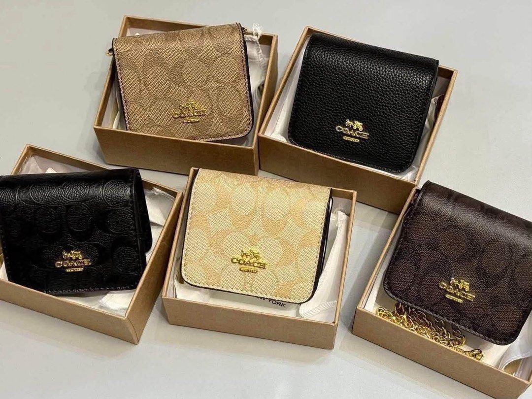 Coach mini sling bag (Category: Luxury Bags & Wallets) located in Pateros City. Submitted by omniabeautyph. (Listing ID 1459413737, Image 2). Description: Collecting orders🥰 Vietnam pasabuyyyyyy🇻🇳 ETA Sept 6, 2026 𝐂𝐨𝐚𝐜𝐡 𝐌𝐢𝐧𝐢 𝐒𝐥𝐢𝐧𝐠 𝐁𝐚𝐠 ✨ inclusions: - with box & receipt - with dust bag & serial number - size: 10.5cm x 9cm x 4.5cm 📩📩📩.
