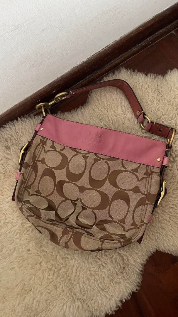 Coach pink carly (Category: Luxury Bags & Wallets) located in Manila. Submitted by calmfish_2f3c2a (Listing ID 1459490761, Image 1). Description: .