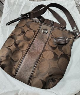 (Category: ) located in . Submitted by geja_bags (Listing ID 1459311632, Image 1). Description: .