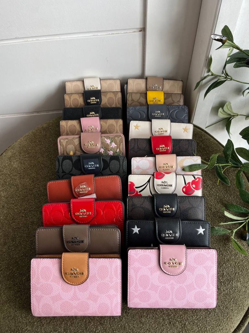 Coach Small Wallet - Various Designs Available (Category: Wallets & Card holders) located in Manila. Submitted by curated.totes (Listing ID 1459446880, Image 1). Description: 𝙲𝚌𝚑 𝙼𝚎𝚍𝚒𝚞𝚖 𝙲𝚘𝚛𝚗𝚎𝚛 𝚉𝚒𝚙 New Colors 💐 ➊➏⓿⓿ DM to order!.