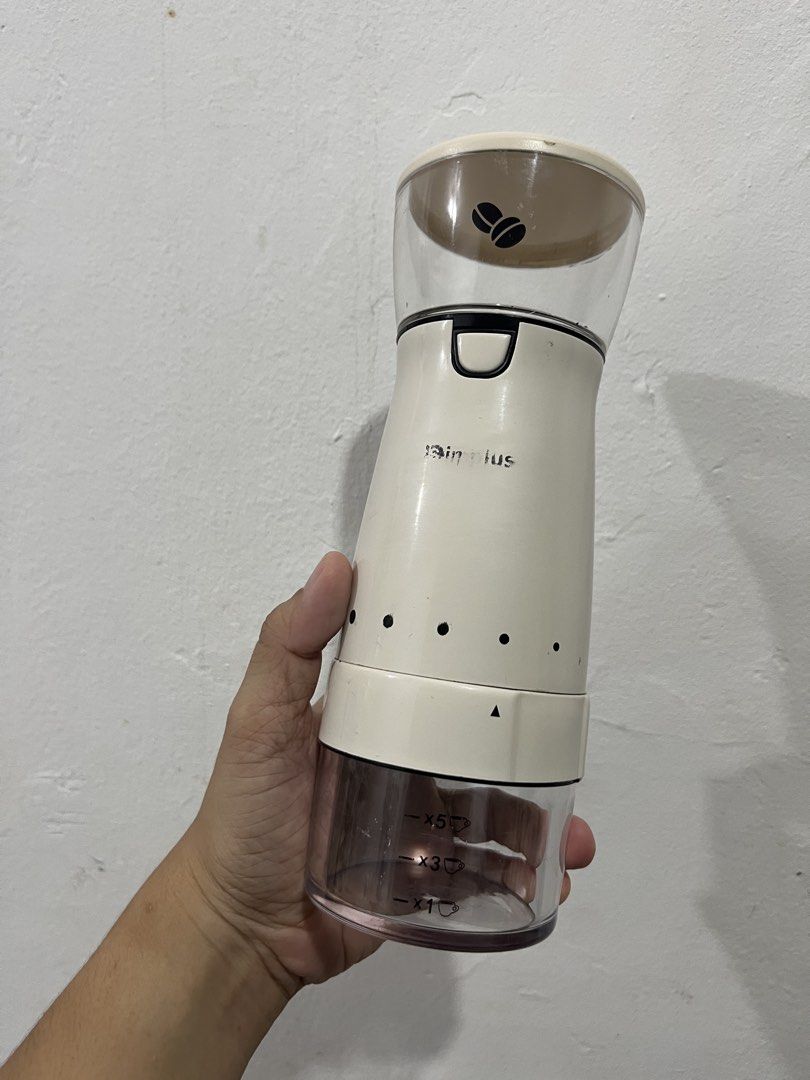 Coffee Grinder (Category: Coffee Machines & Makers) located in Lapu Lapu. Submitted by melrecommends (Listing ID 1459479846, Image 1). Description: Brand: Simplus Bought this in 🍊app for 700+ Type-C usb Charger needed No Charger included RFS: Decluttering.