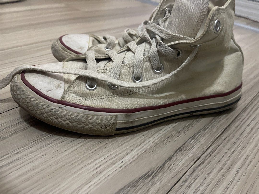 Converse Highcut (Category: Babies & Kids Fashion) located in Manila. Submitted by dnash29 (Listing ID 1459380280, Image 2). Description: Needs cleaning Natambak nalang Size: 33.5.