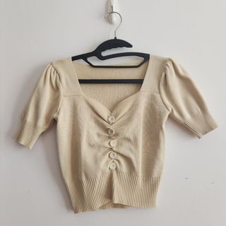 (Category: ) located in . Submitted by xxshopshopshop (Listing ID 1459384277, Image 1). Description: .